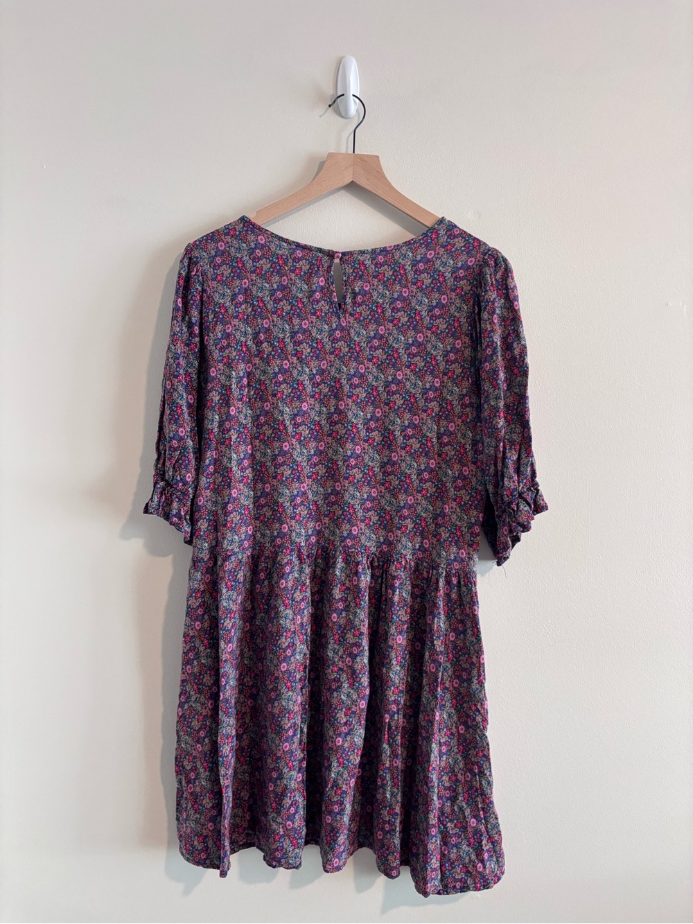 NATURAL LIFE Floral Puff-Sleeve Mini Dress - Picture 4 of 4